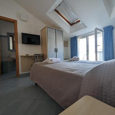 Hotel Doria Белариа-Игеа Марина Екстериор снимка