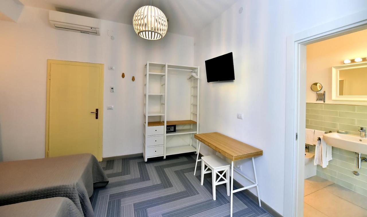 Hotel Doria Белариа-Игеа Марина Екстериор снимка